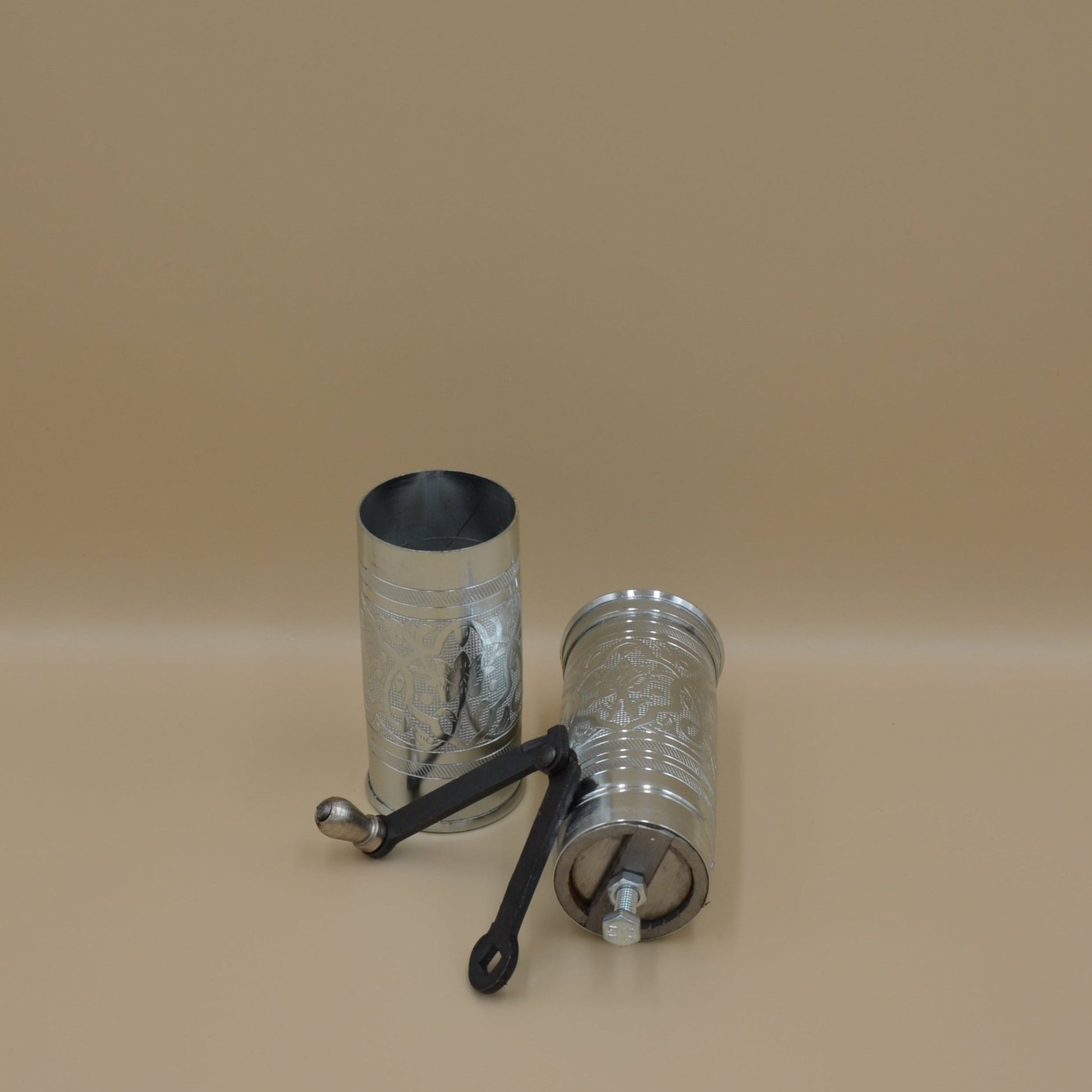 Coffee Mill Ornament - silver - Rahatlook®